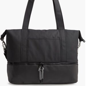 Treasure & Bond Travel Duffle Bag